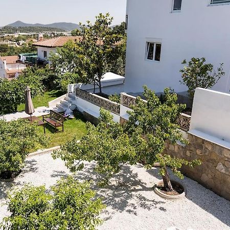 Вилла 20 Min From Bcn- Charming House W/ Pool & Bbq Area Сервелло Экстерьер фото