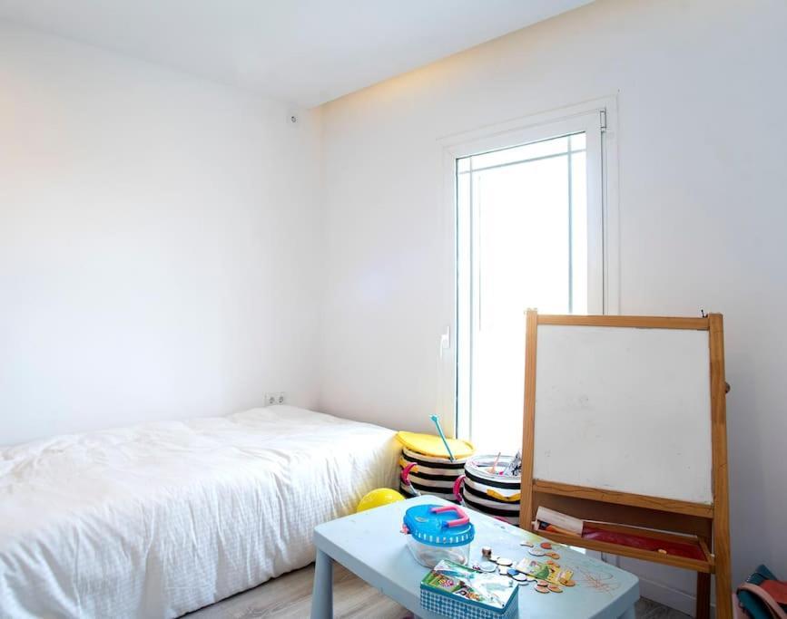Вилла 20 Min From Bcn- Charming House W/ Pool & Bbq Area Сервелло Экстерьер фото